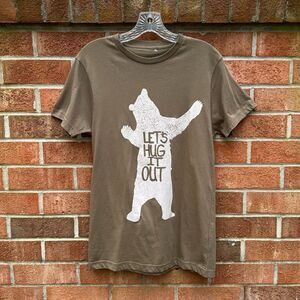 Ocean Current T-Shirt Let’s Hug It Out Bear sz Small